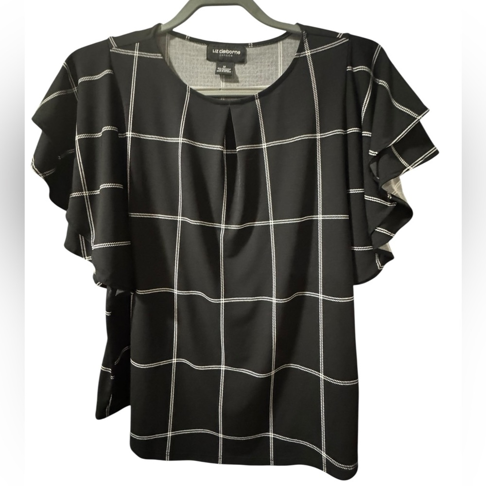 Liz Claiborne Black and White Flutter Sleeve Blouse